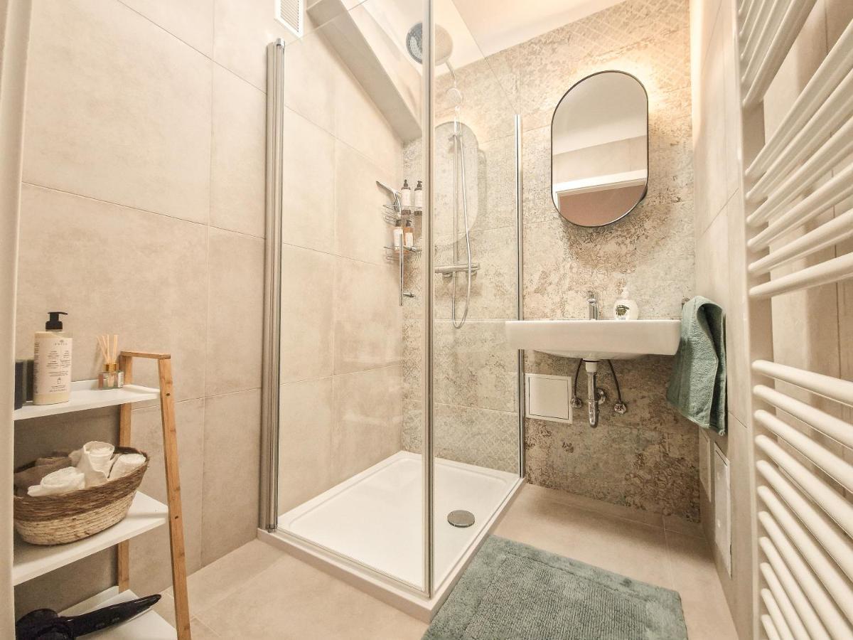 Feelhome - Design Apartment - Kitchen - Kingbed - Smart Tv Відень Екстер'єр фото
